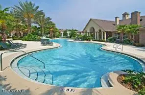 7800 Point Meadows Drive #835, Jacksonville, FL 32256