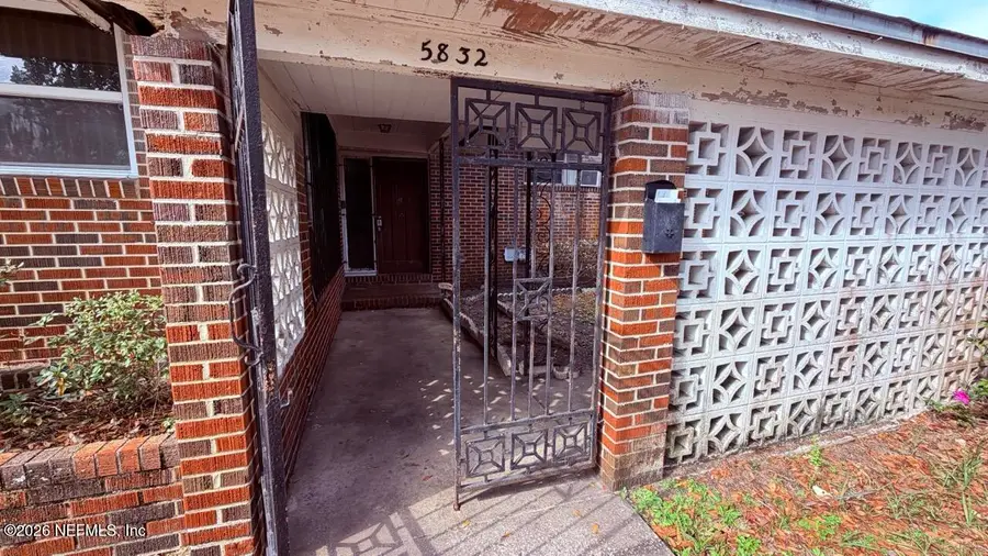 5832 Lusaid Drive, Jacksonville, FL 32209 - #2