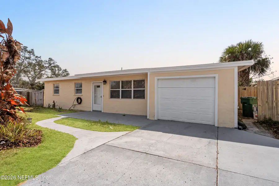 1413 Jackson Avenue, Daytona Beach, FL 32117 - #2