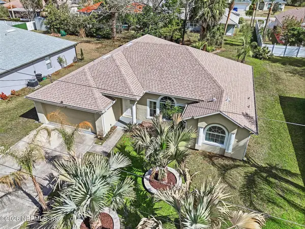 33 Phoenix Lane, Palm Coast, FL 32164