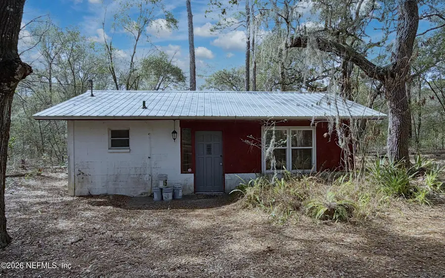 201 / 199 Swan Lake Drive, Melrose, FL 32666 - #2