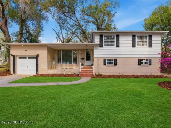 3452 Killarney Drive, Jacksonville, FL 32216