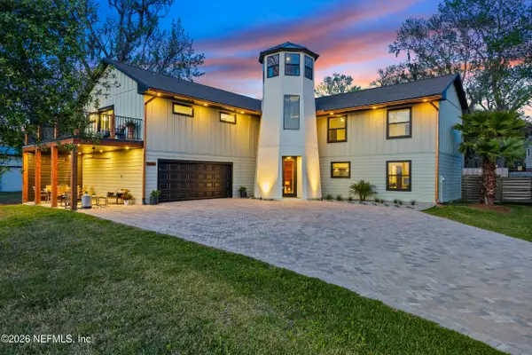 3865 Sandy Shores Drive, Jacksonville, FL 32277