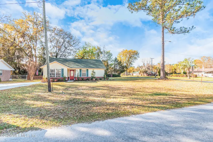 288 W Ohio Avenue, Macclenny, FL 32063 - #2