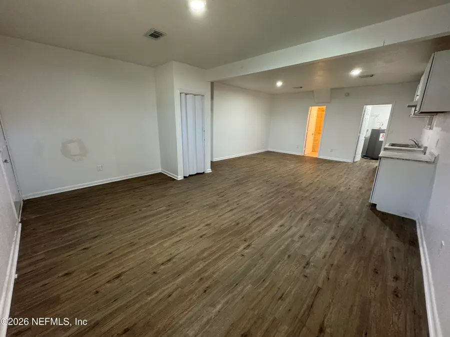 34 La Main Court, Jacksonville, FL 32204 - #3