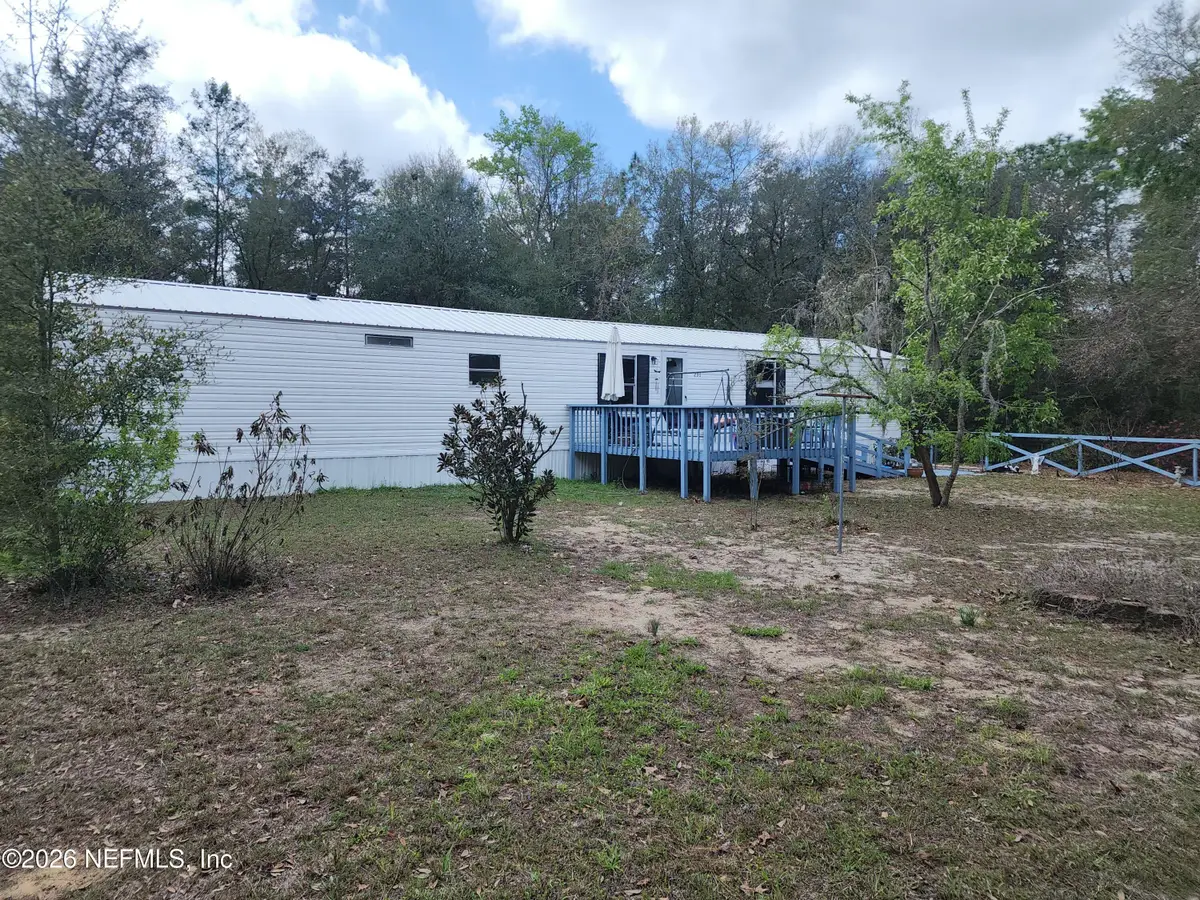 231 Lakeview Court, Interlachen, FL 32148 - #1