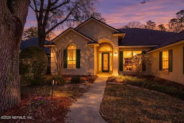 3833 Deer Chase E Place, Jacksonville, FL 32224