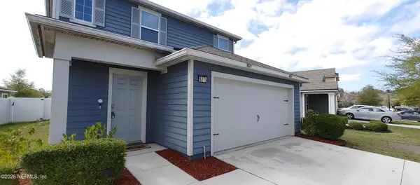 8279 Meadow Walk Lane, Jacksonville, FL 32256