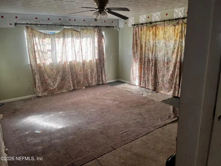 211 Saturn N Lane, Orange Park, FL 32073 - #2