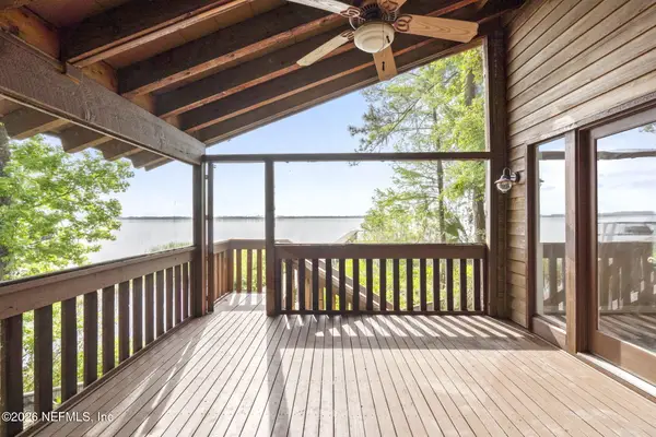 3175 Doctors Lake Drive, Orange Park, FL 32073