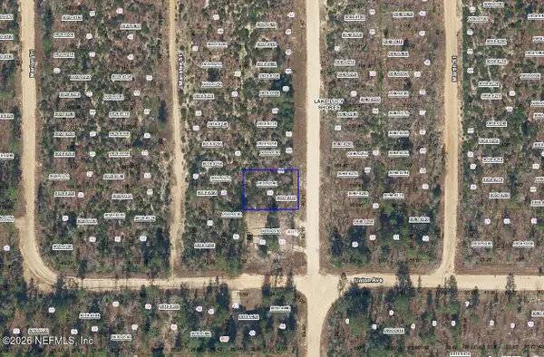 405 Monroe Street, Interlachen, FL 32148