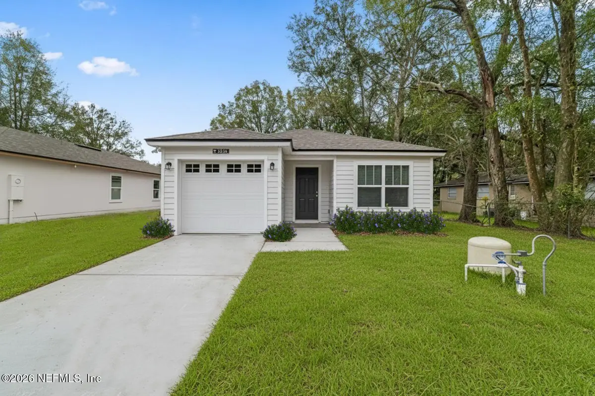 237 W 39th Street, Jacksonville, FL 32206 - #1