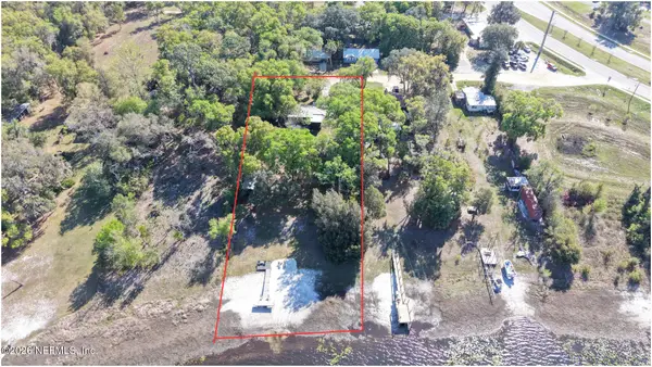 113 Stock Avenue, Interlachen, FL 32148