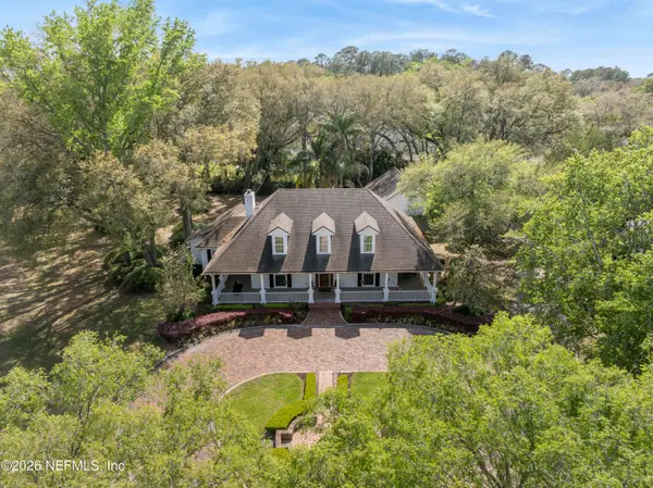 598 Glasgow Court, Orange Park, FL 32073