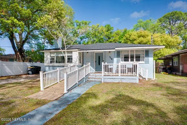 719 S South Shores Road, Jacksonville, FL 32207