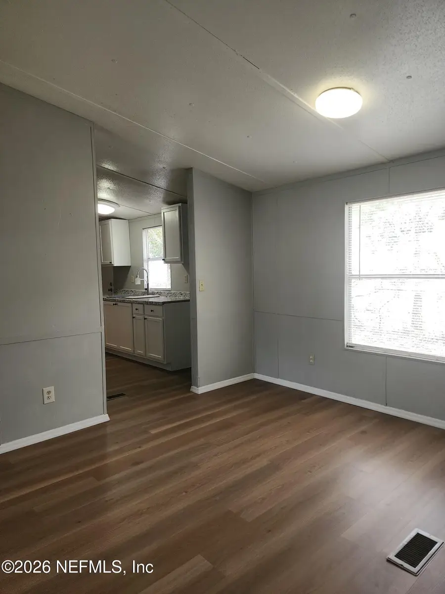 439 Vermont Avenue, Green Cove Springs, FL 32043 - #3