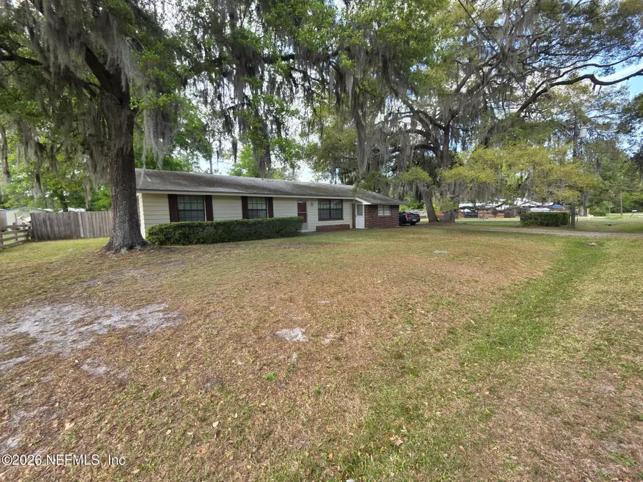 37204 W Third (includes Adjacent Lot) Street, Hilliard, FL 32046 - #3