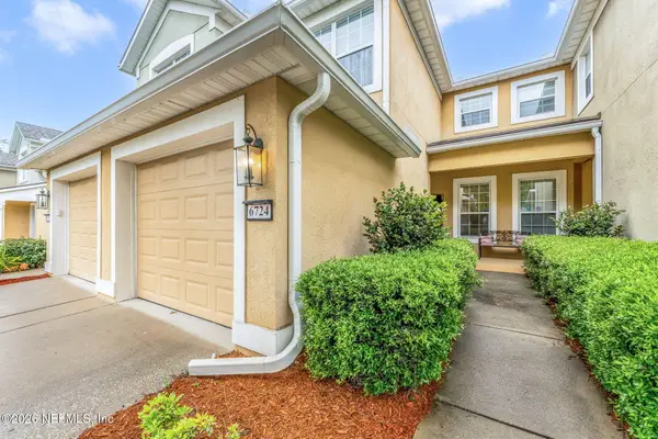 6724 White Blossom Circle #35B, Jacksonville, FL 32258