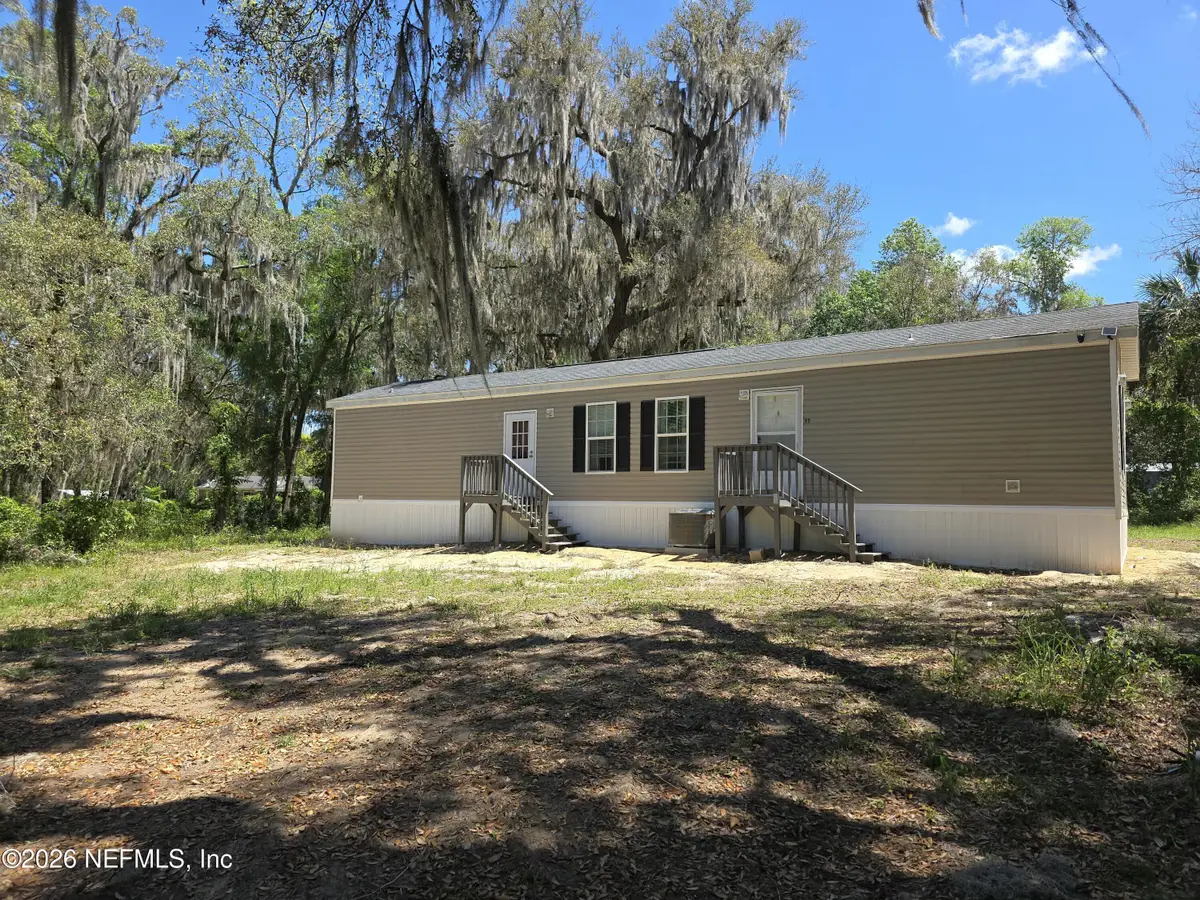 106 W Manitoba Street, Florahome, FL 32140 - #1