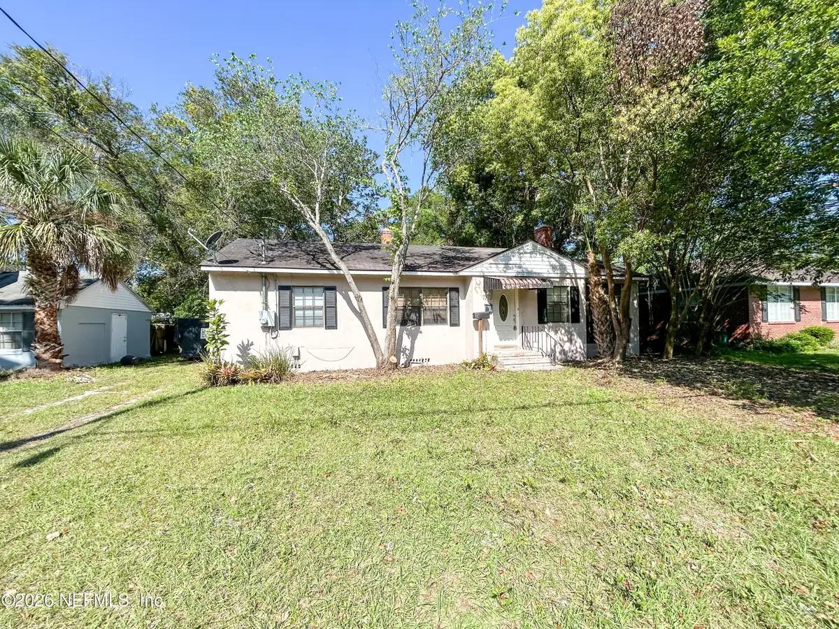 4242 Pinewood Avenue, Jacksonville, FL 32207 - #1