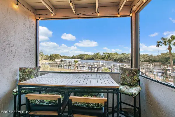 1307 River Hills E Circle #9, Jacksonville, FL 32211