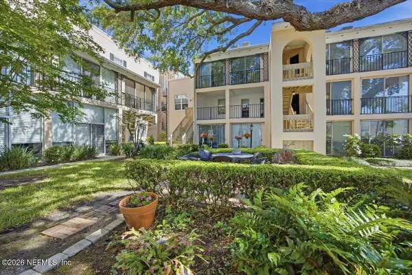 2909 St Johns Avenue #32B, Jacksonville, FL 32205