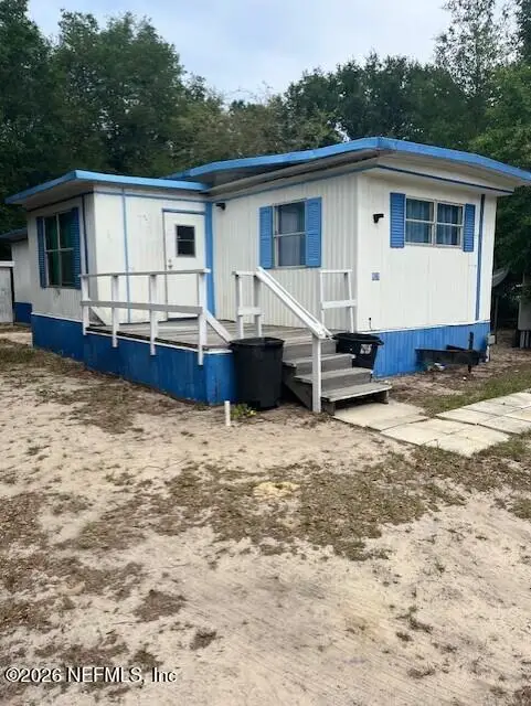 823 Janet Avenue, Interlachen, FL 32148