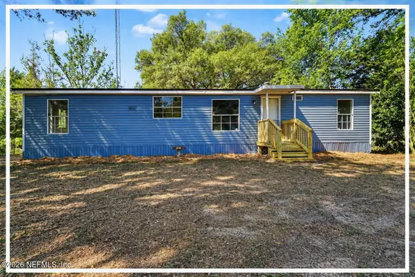 145 Dawson Drive, Interlachen, FL 32148