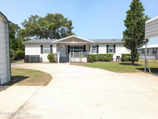 141 Kitty Avenue, Interlachen, FL 32148