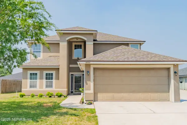 6054 Chestnut Gelding Lane, Jacksonville, FL 32234