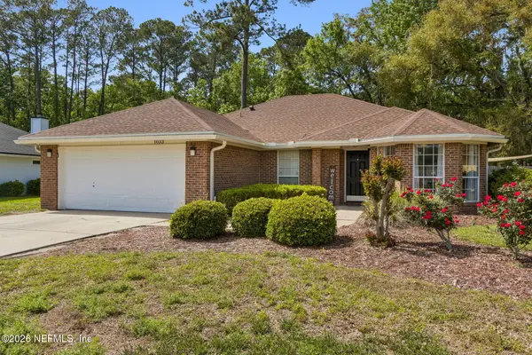 1033 Whirlaway N Circle, Jacksonville, FL 32218