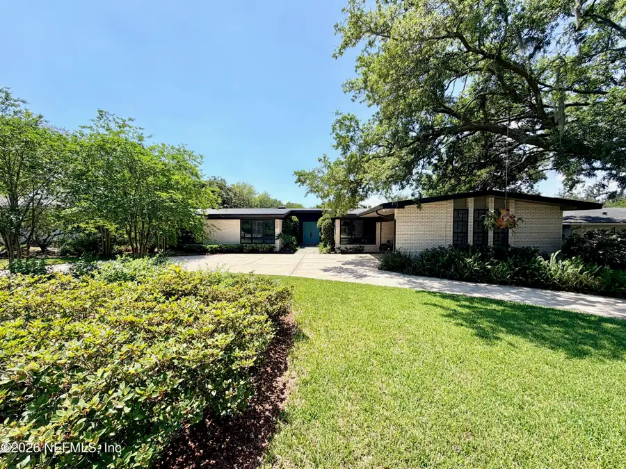 948 Old Grove Manor Manor, Jacksonville, FL 32207 - #2