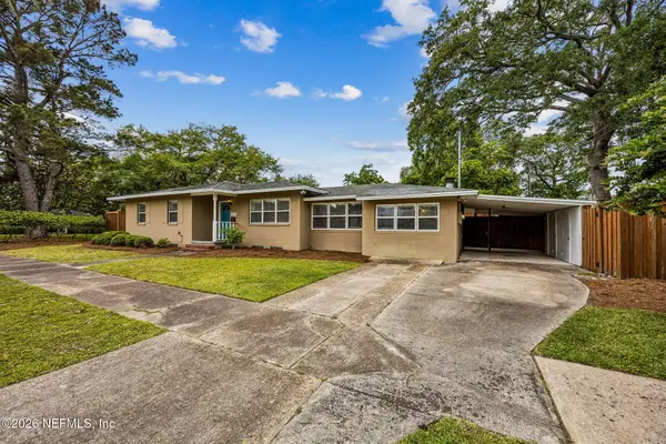 5448 Diaz Place, Jacksonville, FL 32210