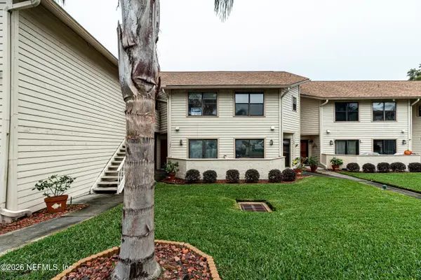 142 Governor Street #110, Green Cove Springs, FL 32043