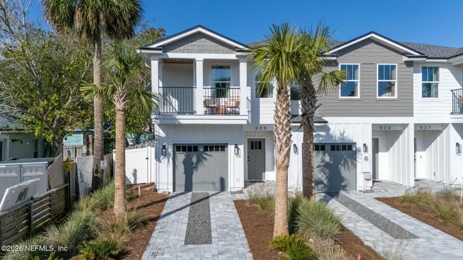 925 2nd S Avenue, Jacksonville Beach, FL 32250 - #3