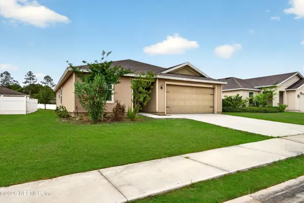5923 Crosby Lake E Way, Macclenny, FL 32063