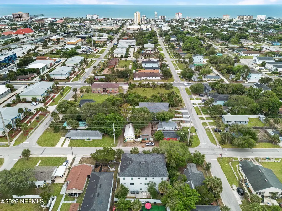 124 S 10th Street, Jacksonville Beach, FL 32250 - #3