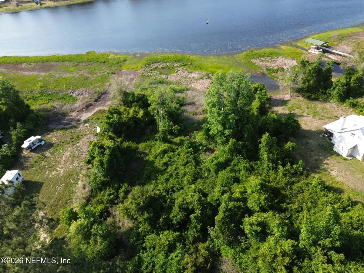 880 Lake Shore Terrace, Interlachen, FL 32148 - #1