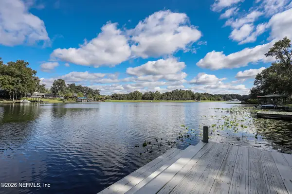 1099 Lake Asbury Drive, Green Cove Springs, FL 32043
