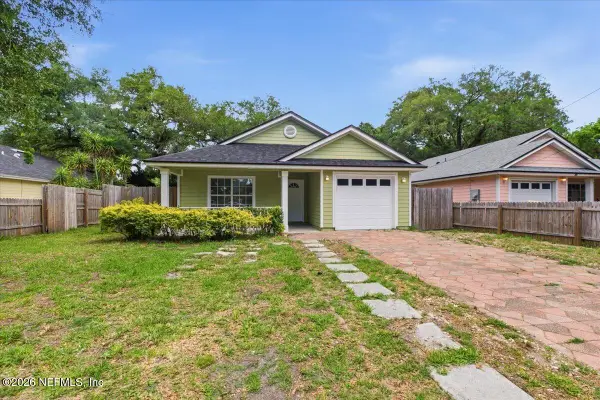 3907 Adirolf Road, Jacksonville, FL 32207
