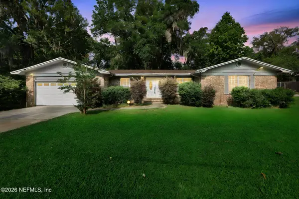 1950 Holly Oaks Ravine Drive, Jacksonville, FL 32225