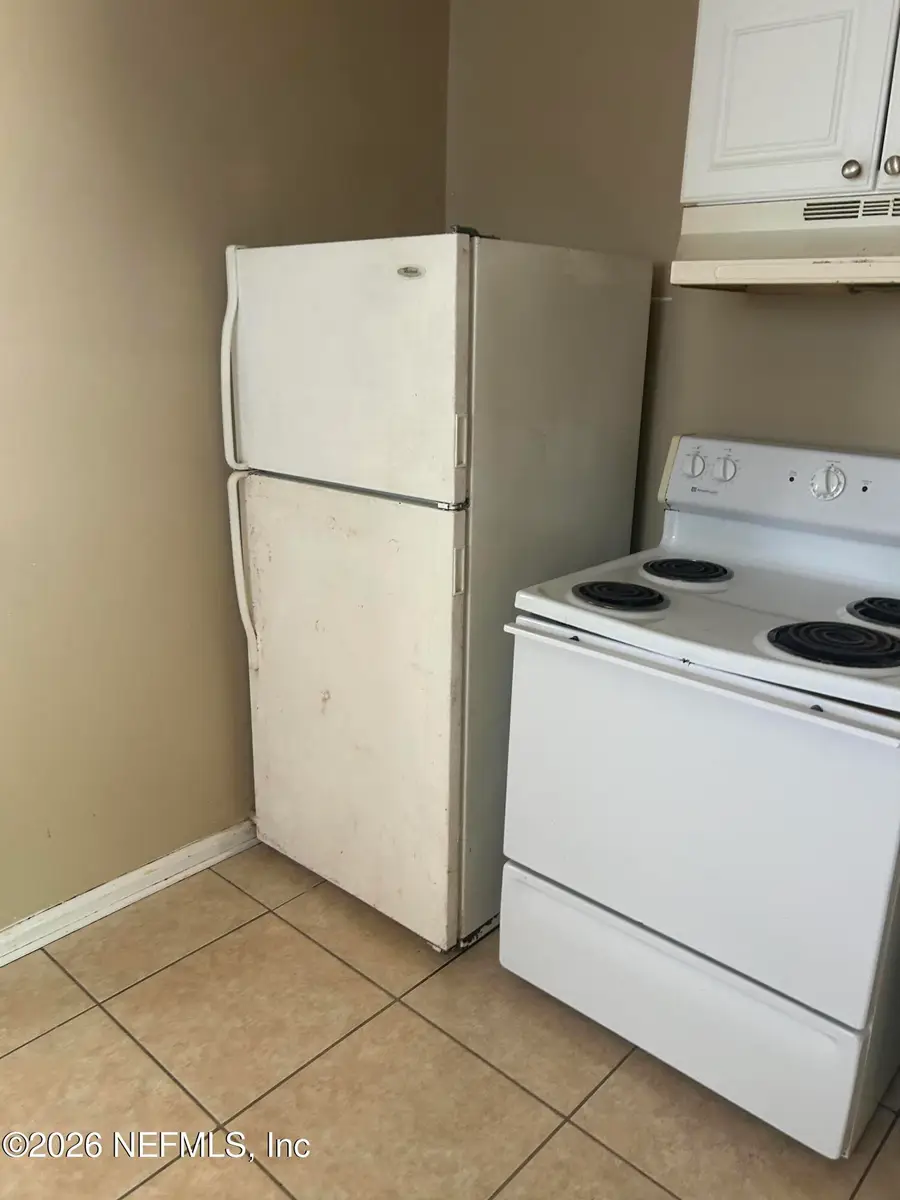 651 W 46th Street, Jacksonville, FL 32208 - #3