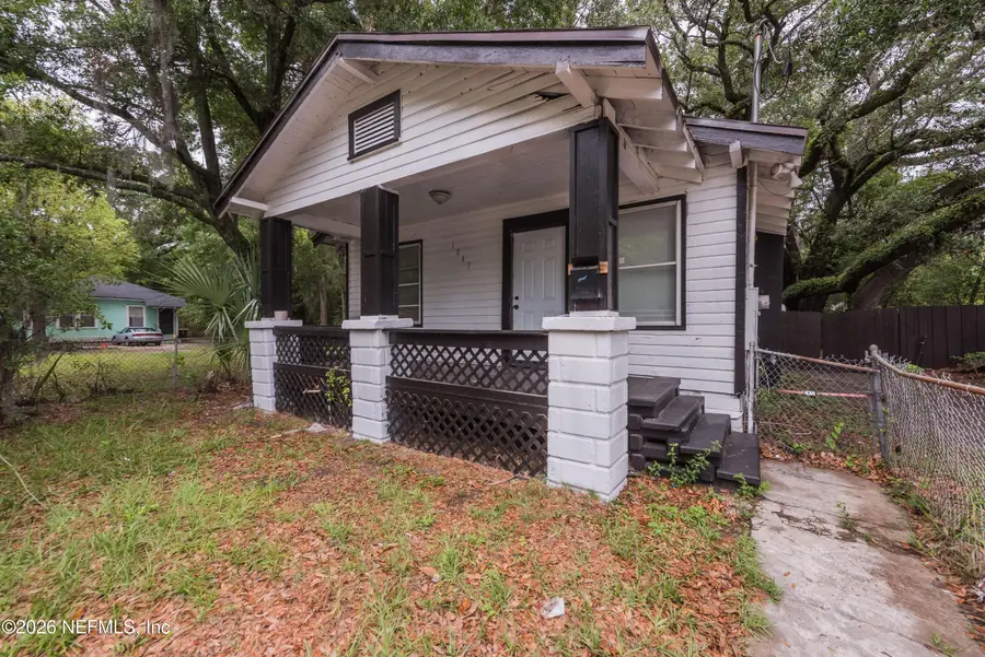 1045 E 11th Street, Jacksonville, FL 32206 - #2