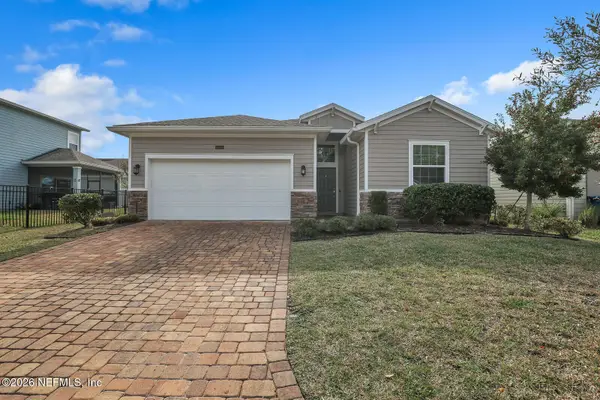 16187 Blossom Lake Drive, Jacksonville, FL 32218