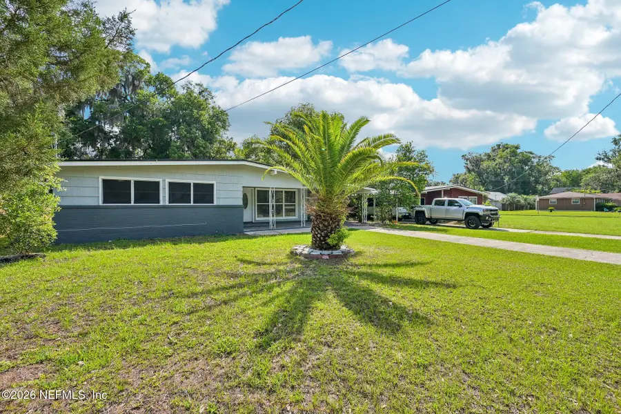 802 N Cypress Street, Green Cove Springs, FL 32043 - #3