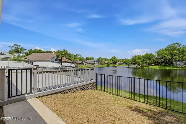 13065 Tall Tree S Drive, Jacksonville, FL 32246