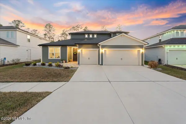 2360 Glade Lane, Green Cove Springs, FL 32043