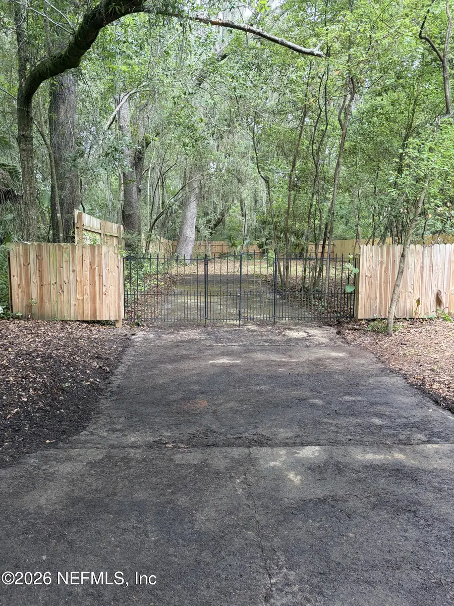 1224 NE 3rd Avenue, Gainesville, FL 32641 - #2