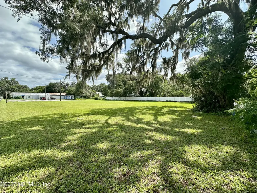 000 S Summit Street, Crescent City, FL 32112 - #2