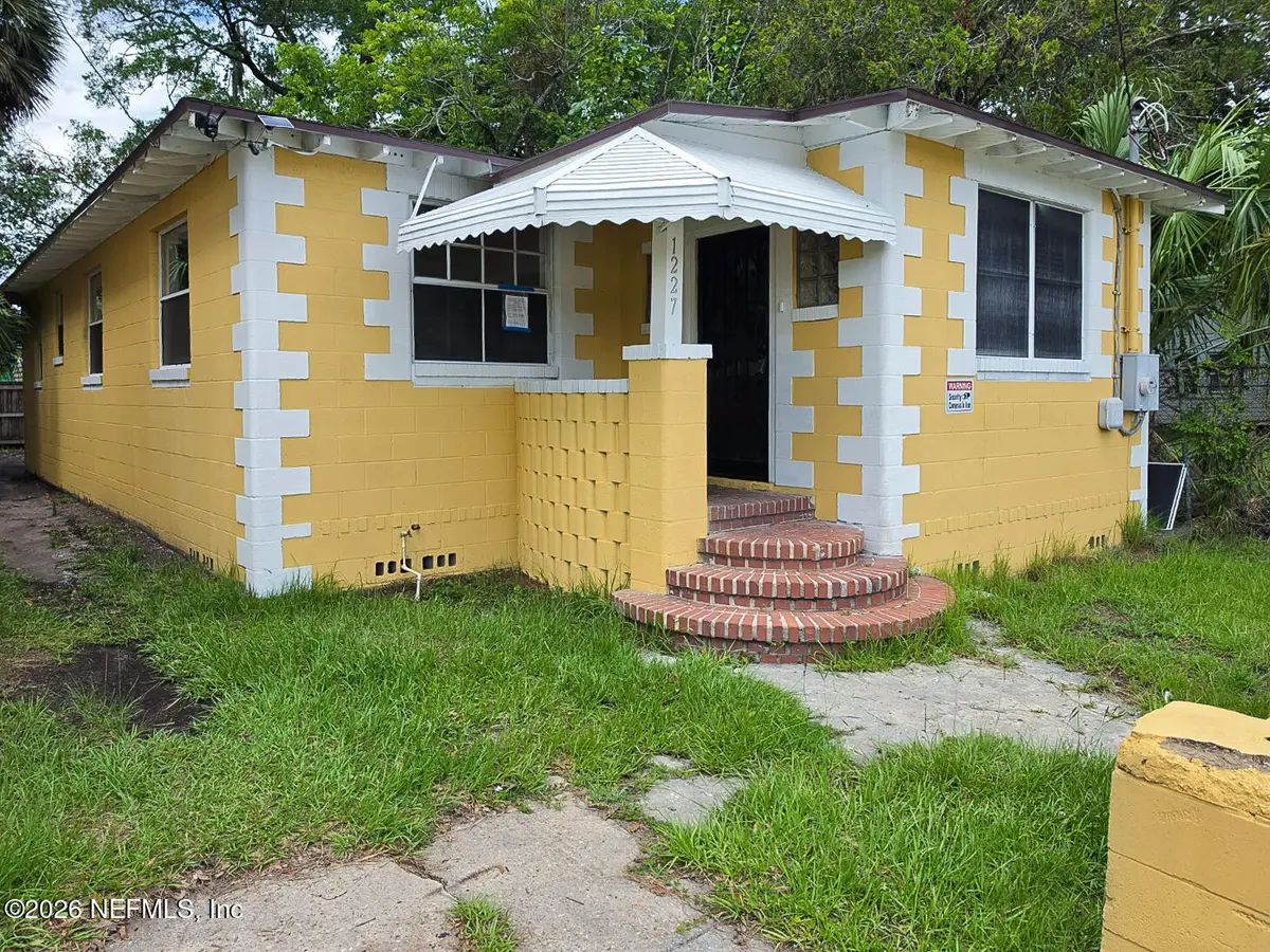 1227 W 3rd Street, Jacksonville, FL 32209 - #1